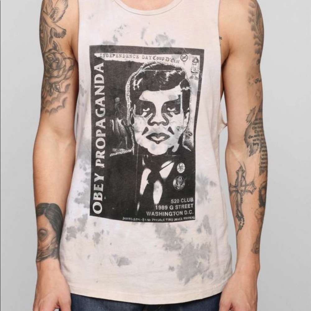 Obey muscle tank